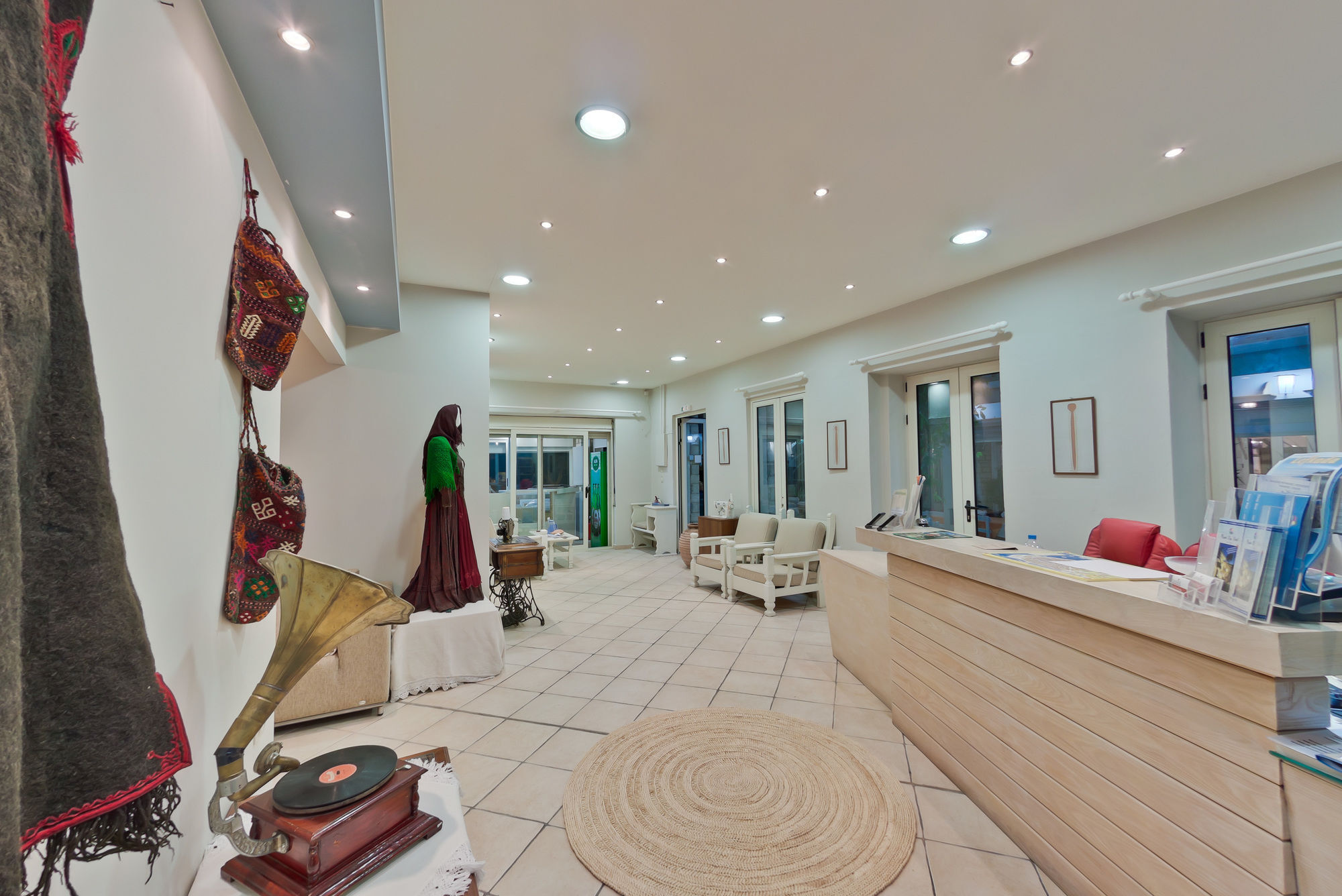 Rouda Bay Beach Hotel Mikros Gialos Buitenkant foto